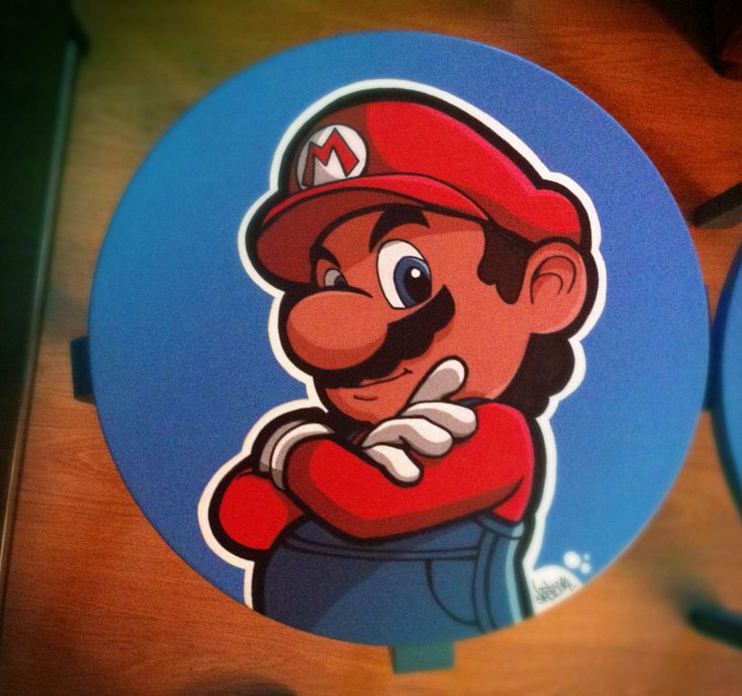 Taburetes Personalizados Pintados a Mano. 20