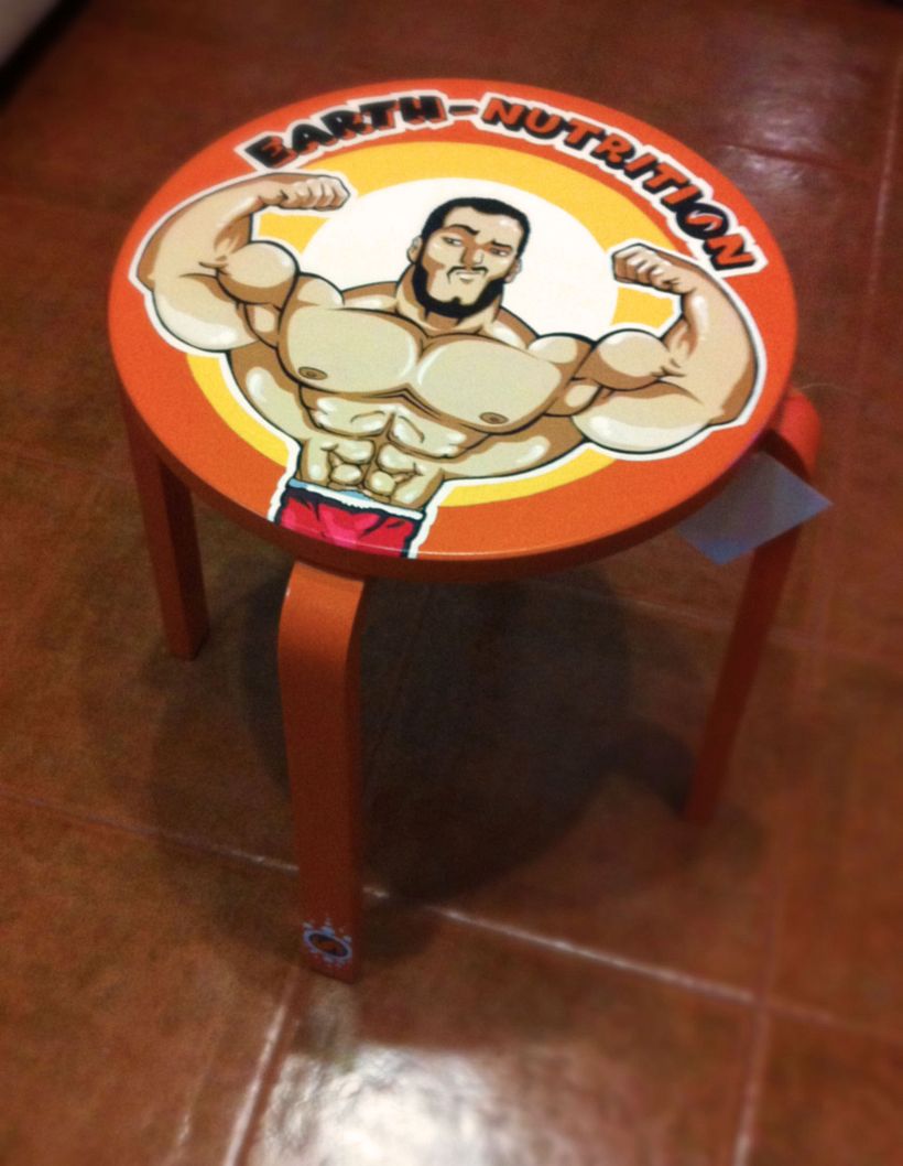 Taburetes Personalizados Pintados a Mano. 38