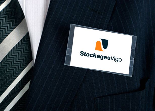 Logotipo para Stockages Vigo, una empresa que realiza servicios de almacenamiento, logística, montajes y gestión de calidad. 1