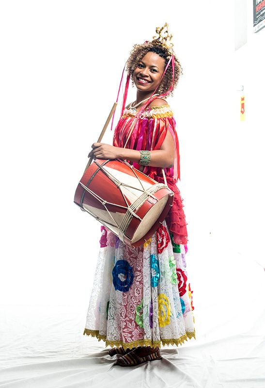 Campaña para compañía folclórica (danza y música) 0