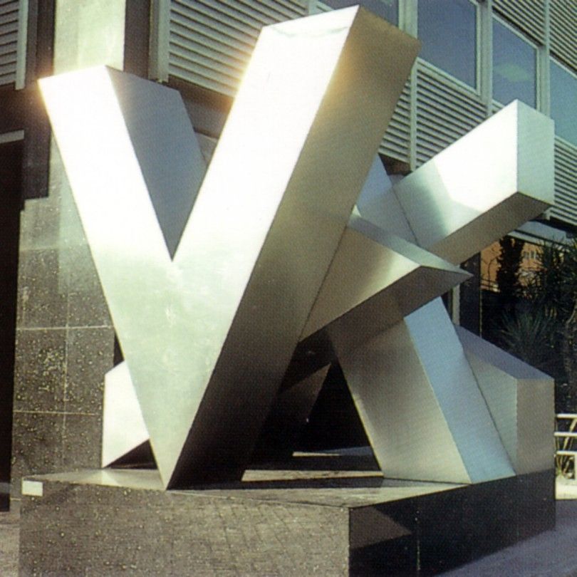Esculturas corporativas: identidad tridimensional 3