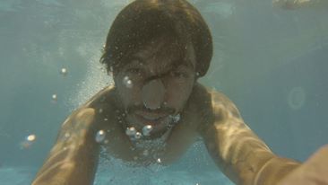 NO FRIENDS 2