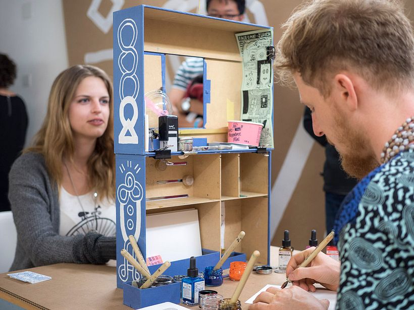 FACE-O-MAT: La máquina humana de retratos 3