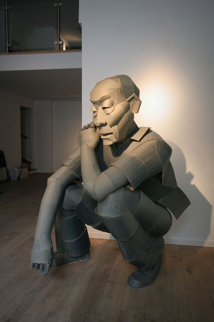 Warren King y sus realistas esculturas de cartón  9