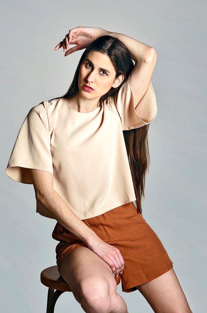 MODELS [PAOLINA] 9