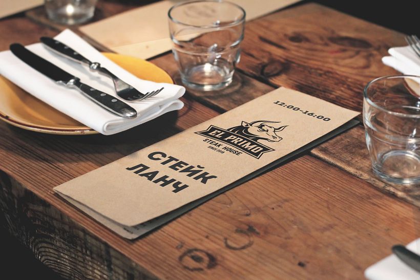 diseñadora gráfico 64