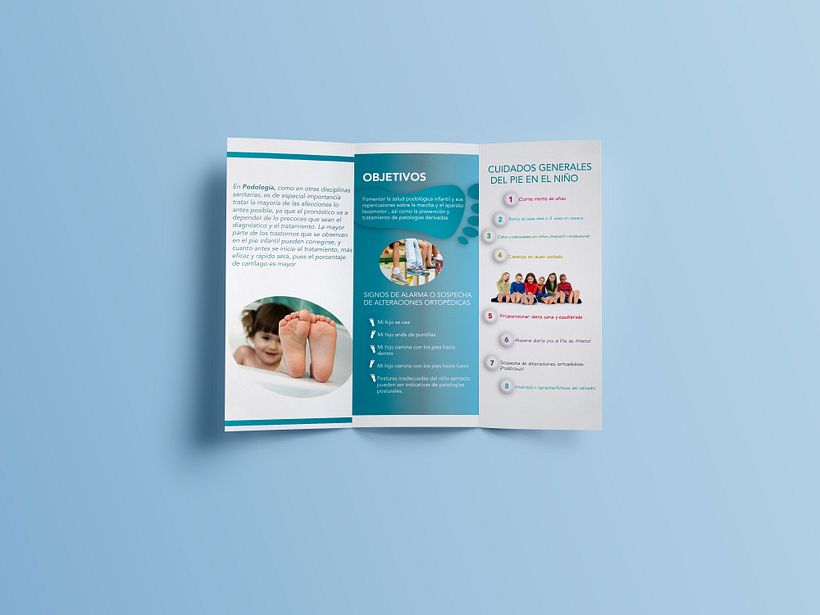 Clínica Rmorente | Identidad, papelería y fotografía 3