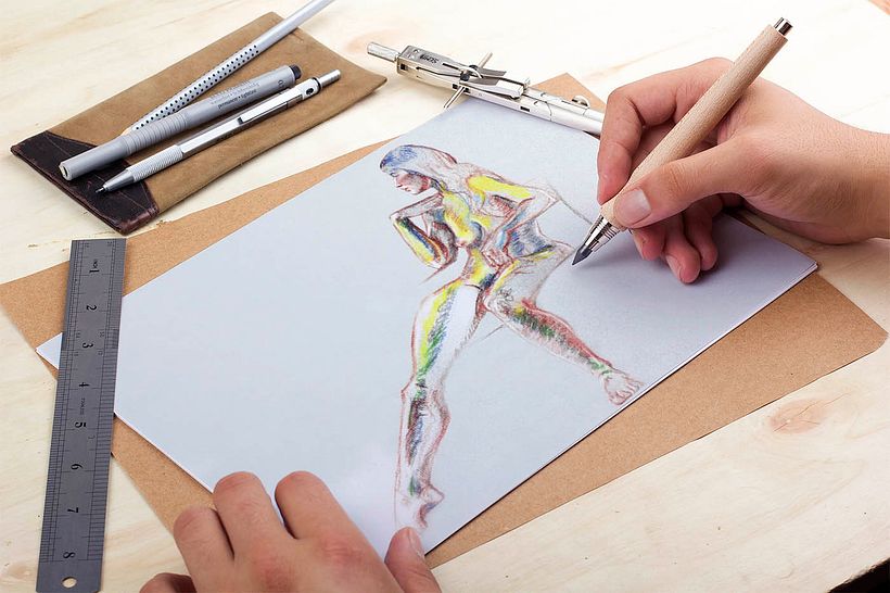 Ilustraciones a lápiz montadas en Mockups - Tradycyjna ilustracja