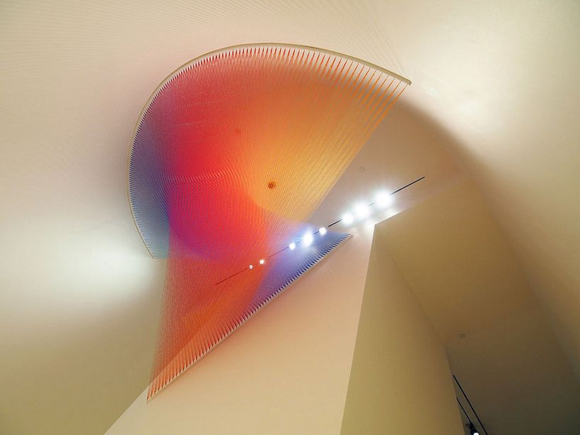 Gabriel Dawe crea arcoíris con hilo y sin agua 5