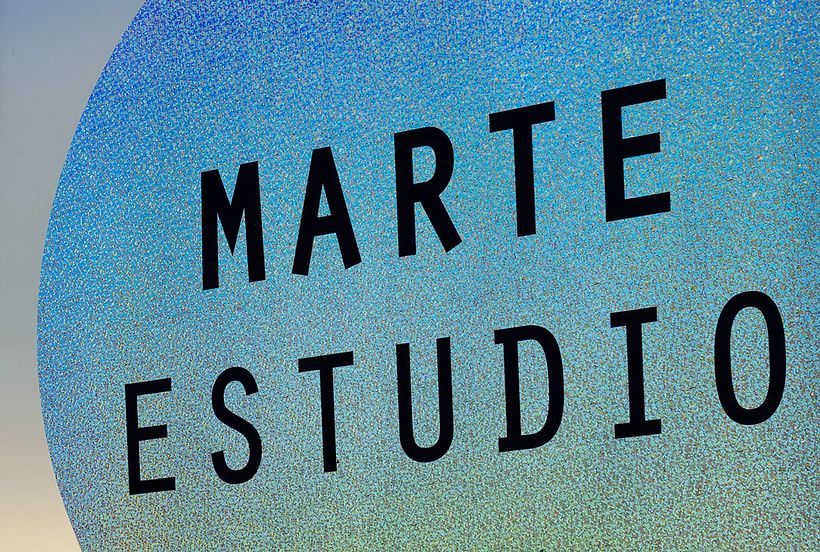 Bienal: branding clásico y espacial 10