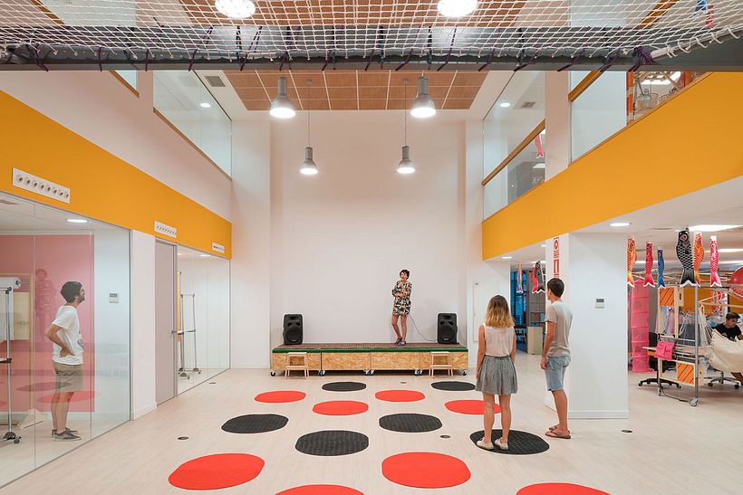 Izaskun Chinchilla diseña un coworking con 'Ikea Hacks' 11