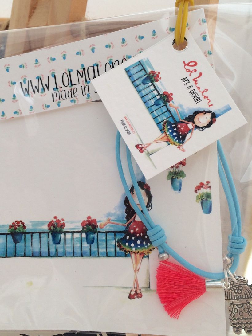 Muy flamencas:  Mini prints y pulseras.  3