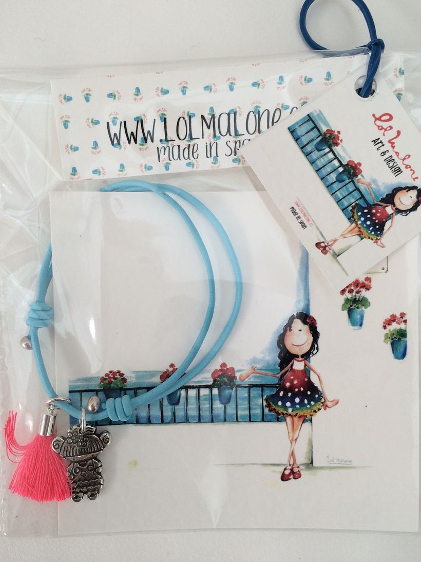 Muy flamencas:  Mini prints y pulseras.  4