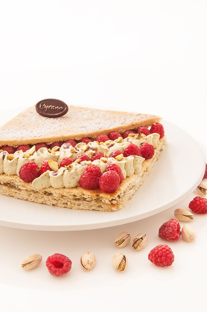 PRODUCTOS NAVIDEÑOS PANADERÍA Y PASTELERÍA CYRANO EC 2