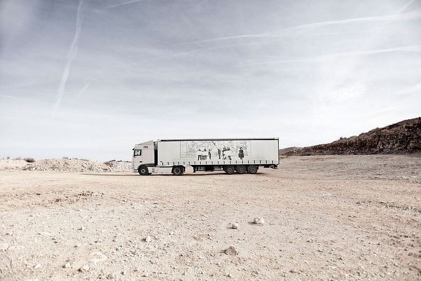 Arte itinerante a lomos de un camión de mercancías 11