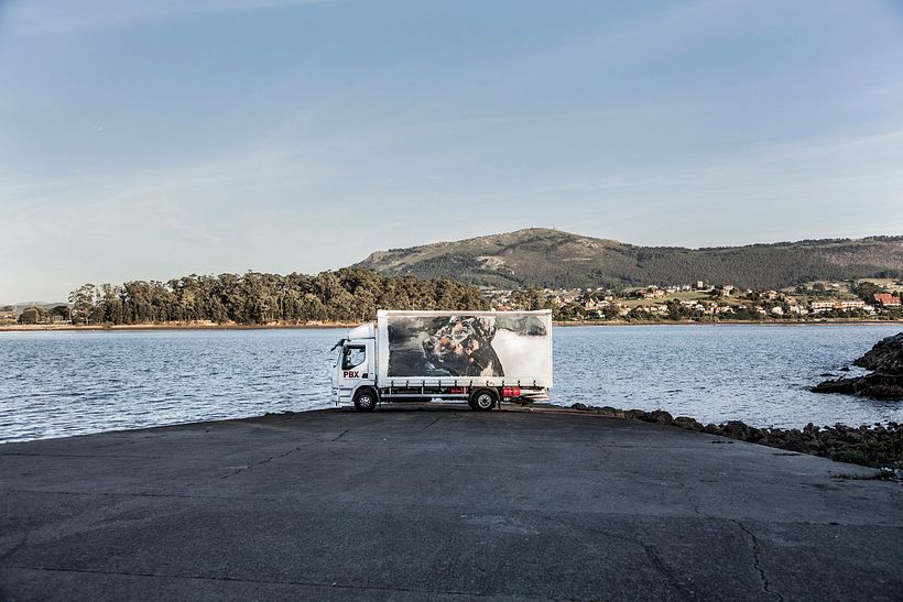 Arte itinerante a lomos de un camión de mercancías 16