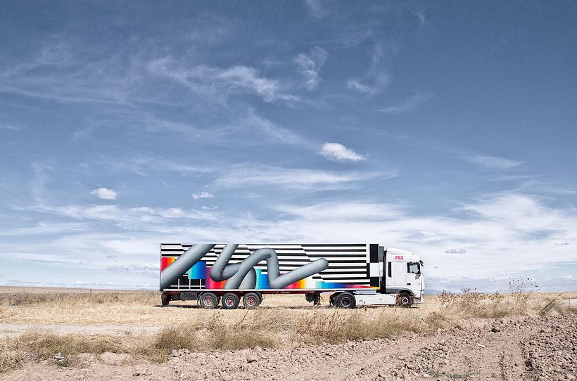 Arte itinerante a lomos de un camión de mercancías 17