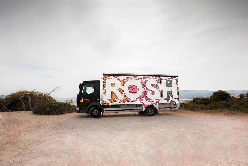 Arte itinerante a lomos de un camión de mercancías 18