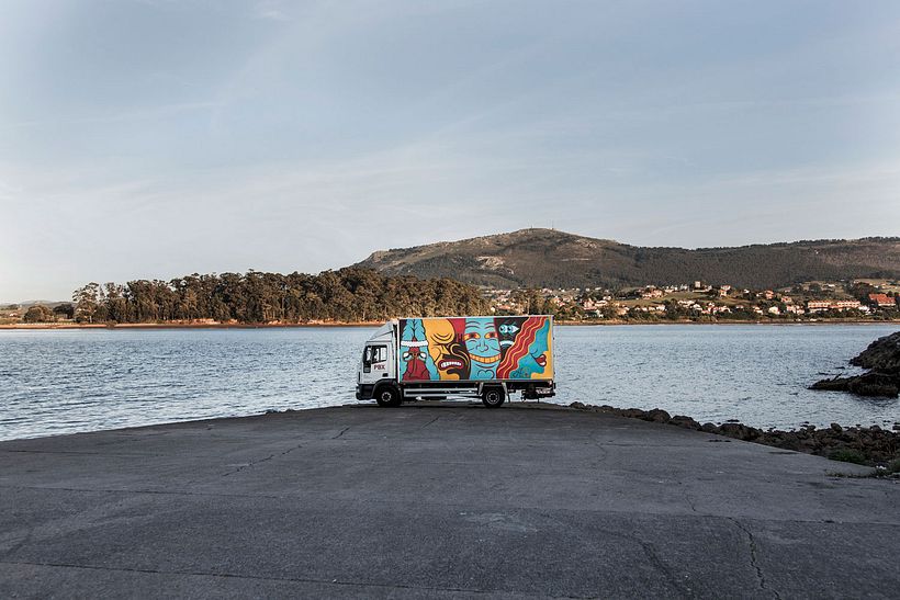 Arte itinerante a lomos de un camión de mercancías 19
