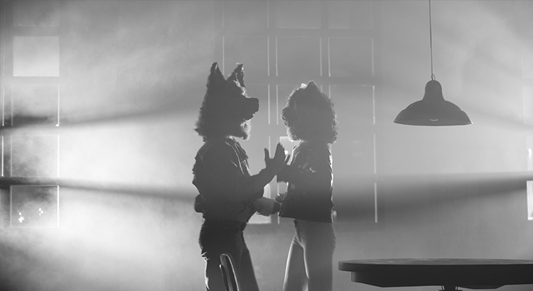Videoclip "A Better Mistake" 0