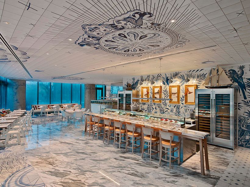 El ilustrador Sergio Mora se alía con Philippe Starck 7