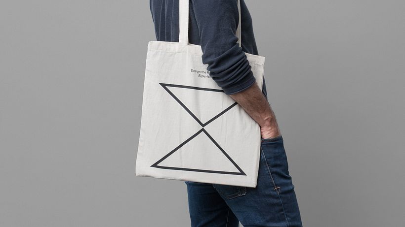 Design the Restaurant Experience - Branding & Identity