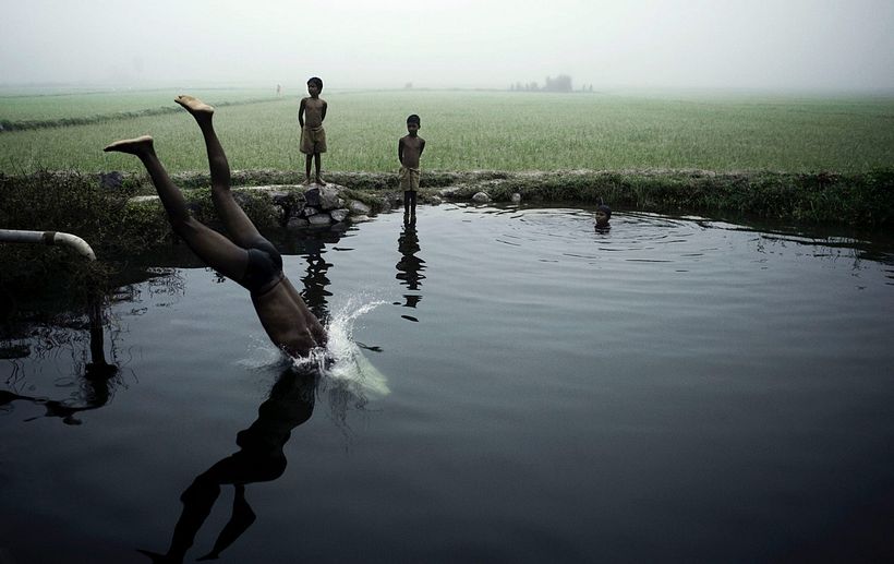 Ficción y realidad se diluyen en la fotografía de Pep Ávila 17