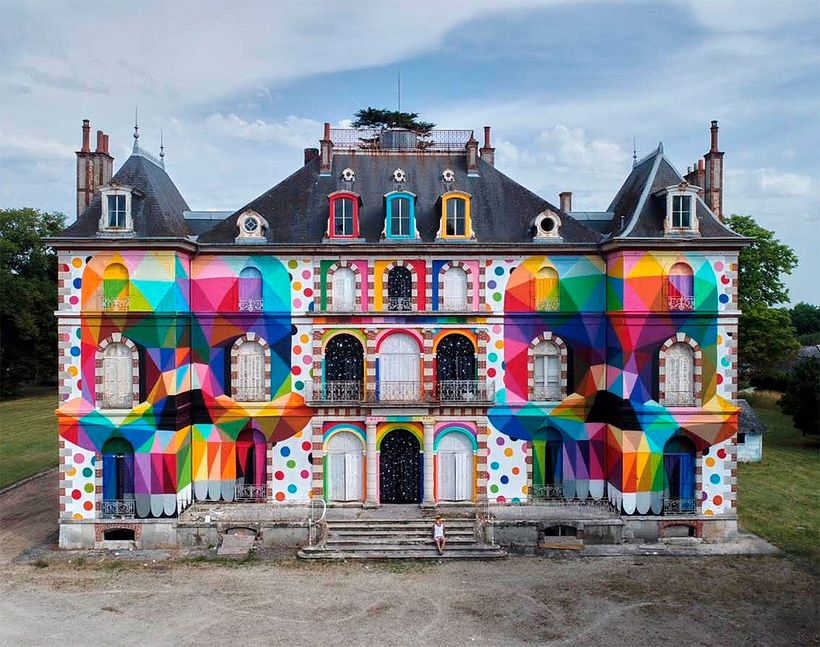 Skull in the Mirror: arte urbano en castillos centenarios | Domestika