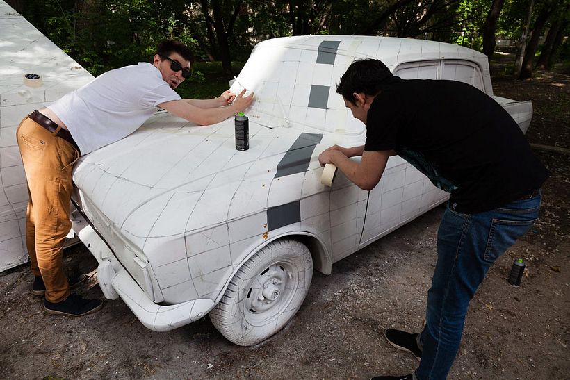 CTRL+X o cómo hacer objetos invisibles con arte urbano 10