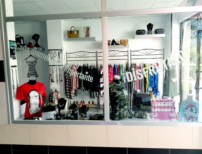 Julie Ta. Moda y complementos 16