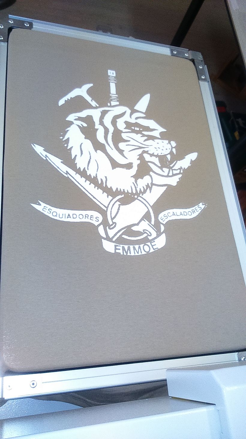 Impresora textil para diseño de camisetas 8