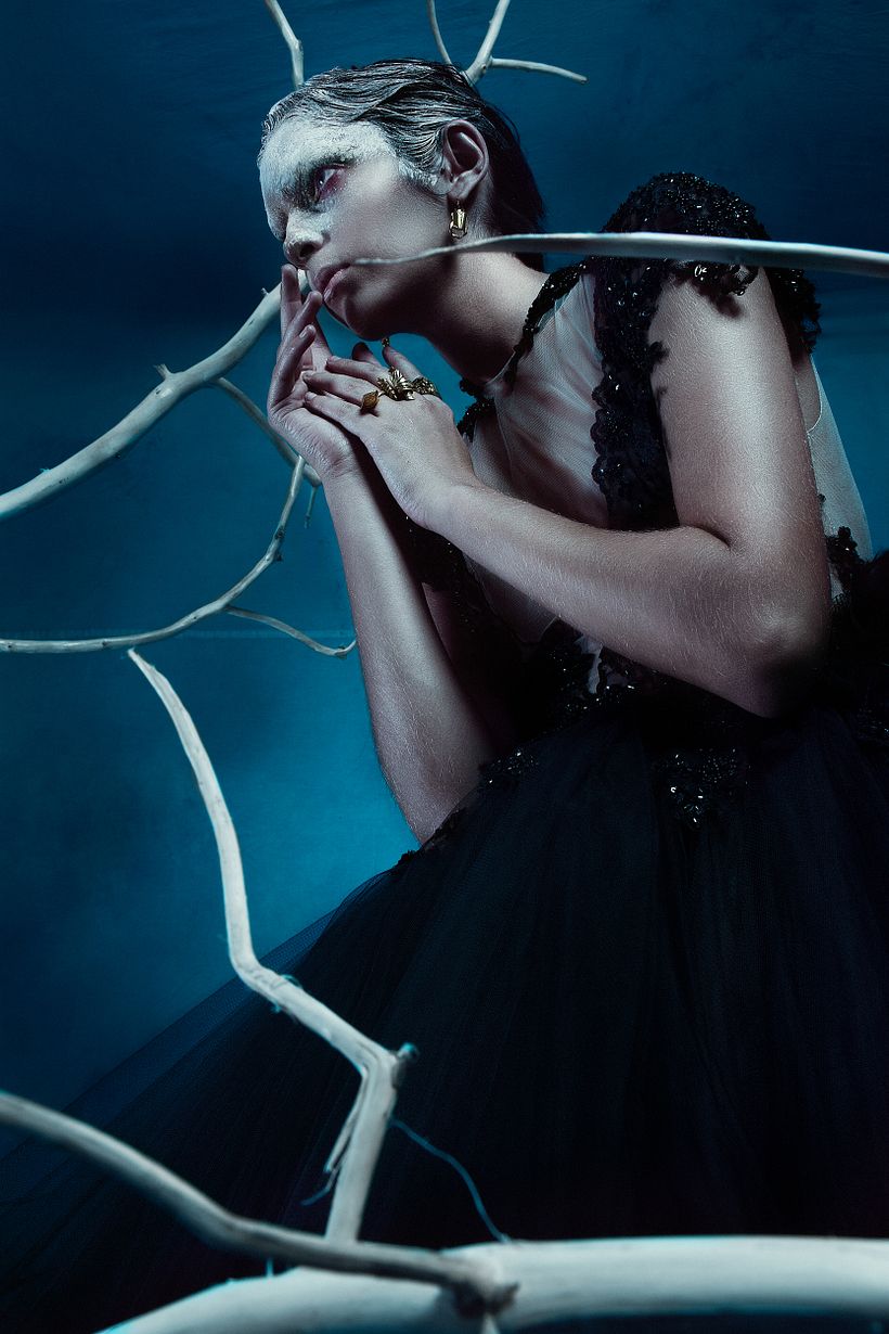 Queen of the Abyss para Flesh Magazine 9