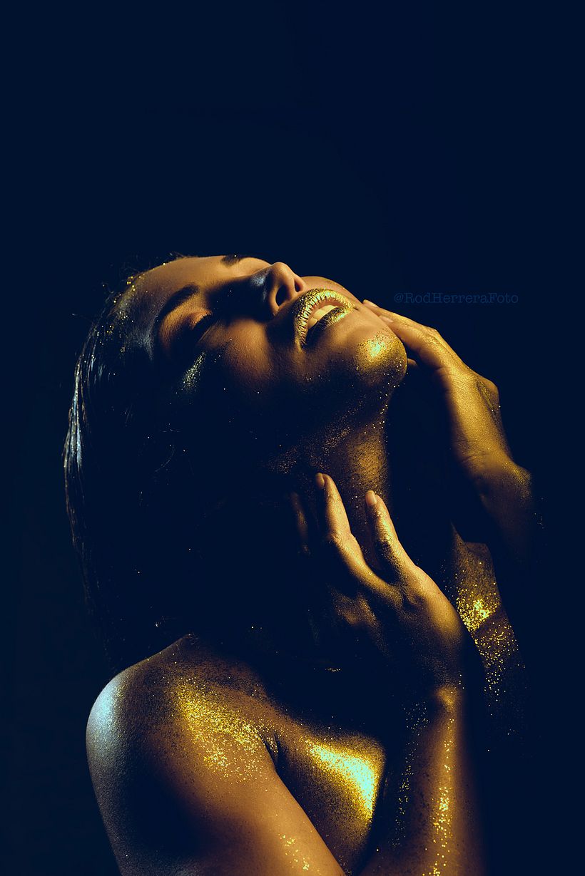 GOLD DIVA 4