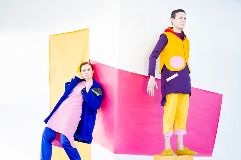 VISIONA  colección de autor, inspirada en el Pop Art de los interiores de Verner Panton, utilizando  los colores vivos y formas geométricas puras con las cuales creaba sus interiores. 6