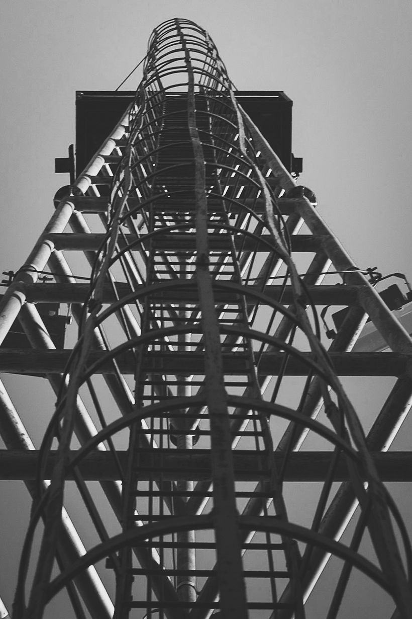 Mi Proyecto del curso: Fotografía arquitectónica y urbana | Industrial Encounters | 2