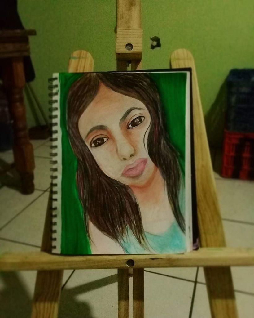 RETRATOS FEMENINOS CRAYON 4