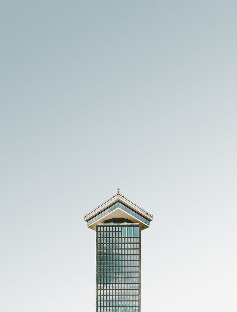 Hipnótica y minimalista belleza arquitectónica 13