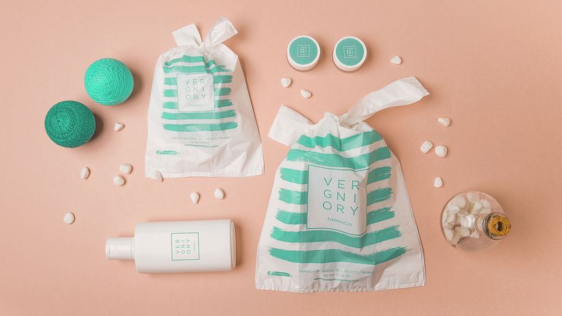 FARMACIA VERGNIORY 8