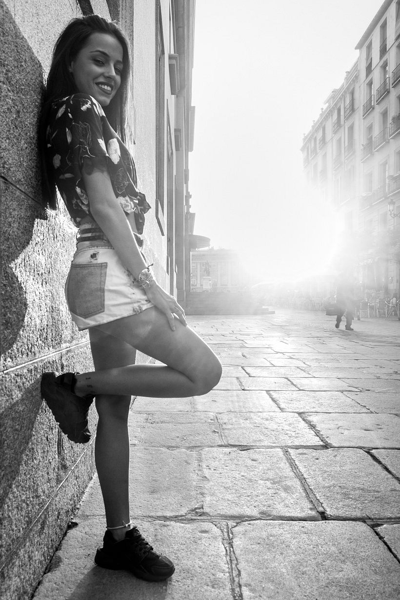 FOTOGRAFÍAS DE MODELO EN EL PALACIO REAL DE MADRID  4