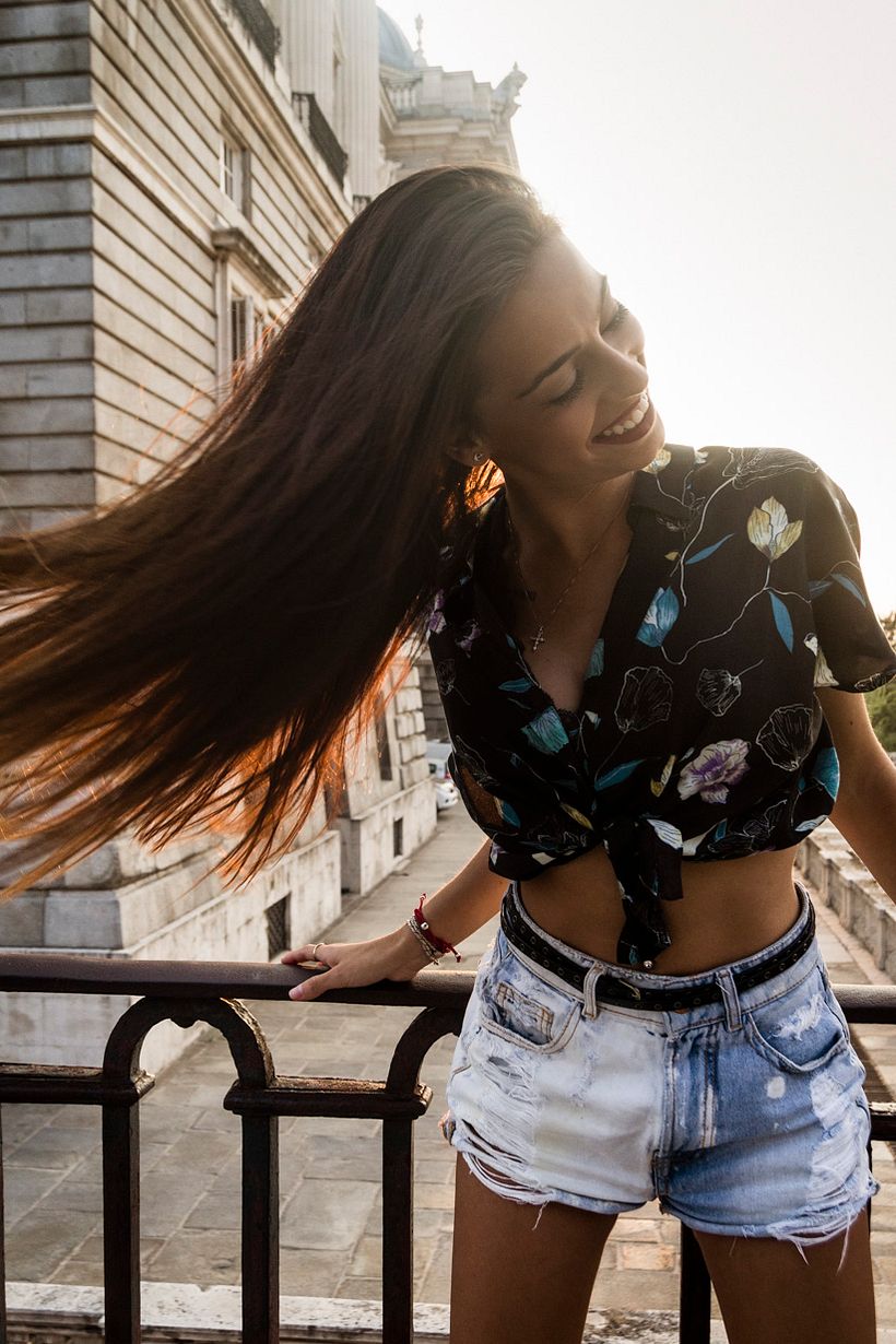 FOTOGRAFÍAS DE MODELO EN EL PALACIO REAL DE MADRID  7