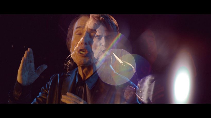 RAPHAEL // MÊME SI ÇA FAIT MAL PARFOIS // CLIP VIDÉO 4