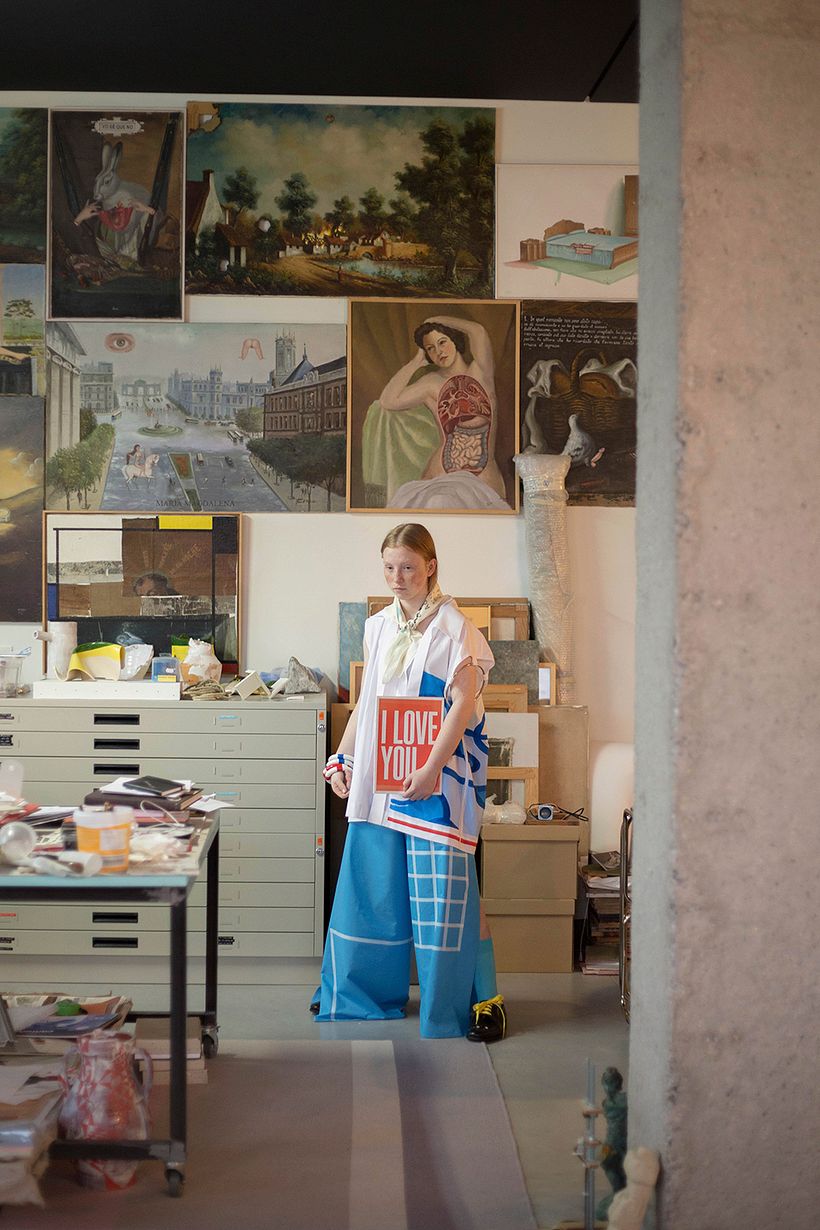     Compré postales de David Hockney -1