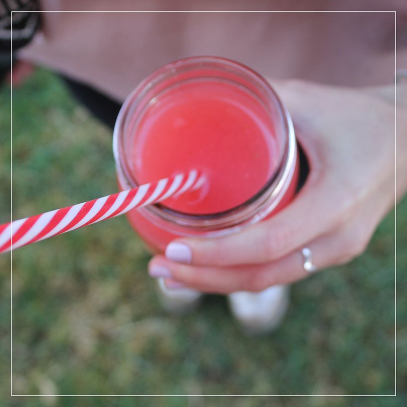 Mi proyecto se basó en impulsar una tienda de empanadas la cual no tenía nada de presencia en las redes sociales, por lo que se comenzó desde cero y se realizó una sesión de fotografías en las que mostramos el producto y la interacción con el usuario.  3