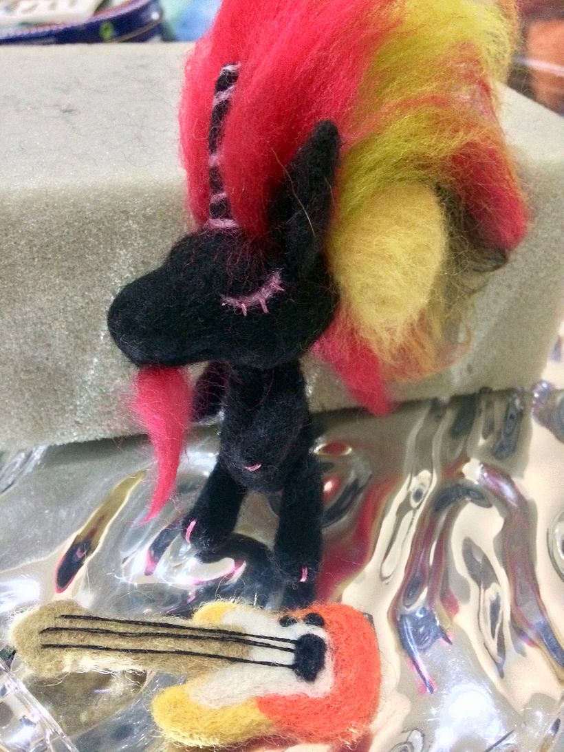 unicornio needle felting. -1