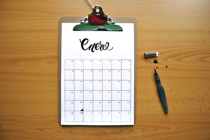 Calendario. Hand lettering 0