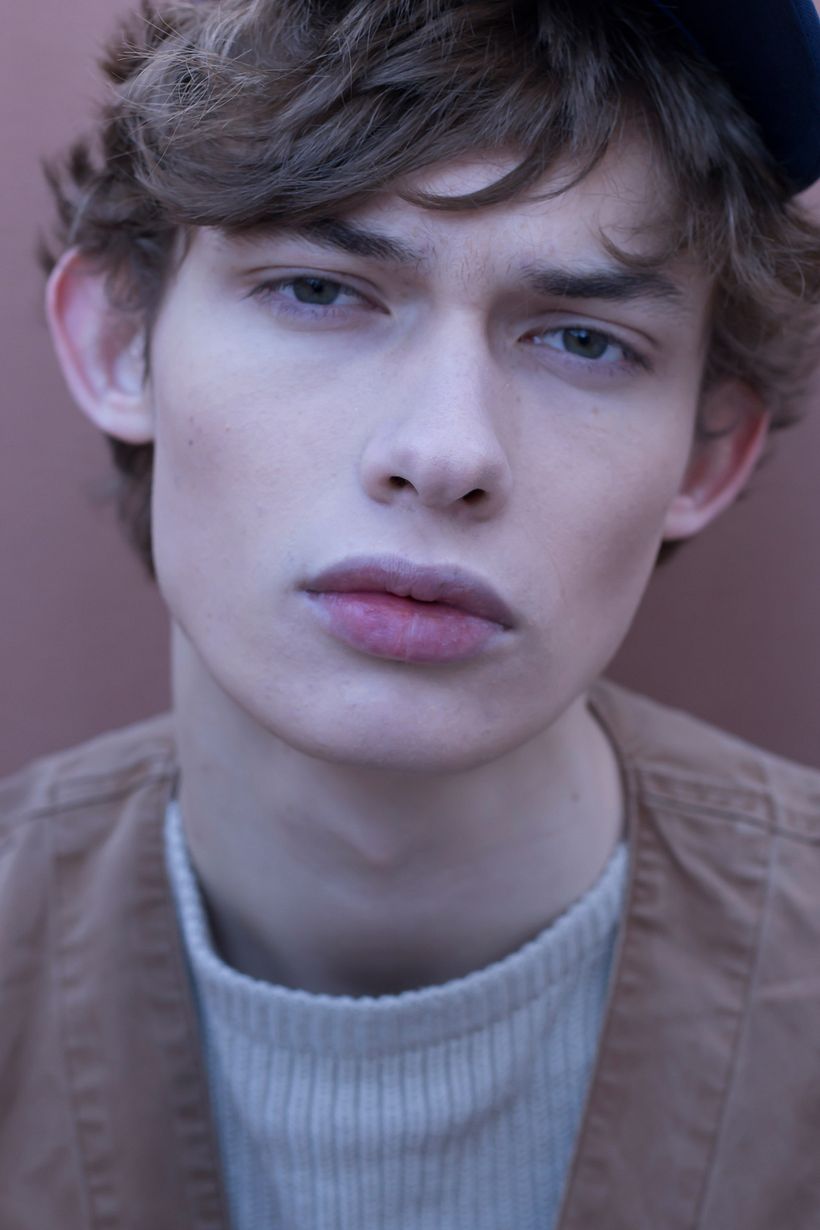 Isaac Main Imute magazine -1