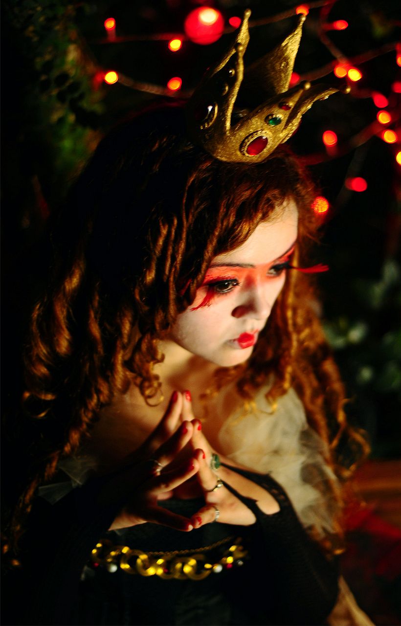 Red Queen  0