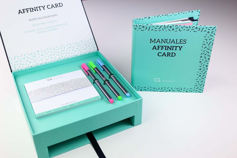 PACKAGING REALIZADO PARA LA CADENA INDITEX DE TODA ESPAÑA. 2