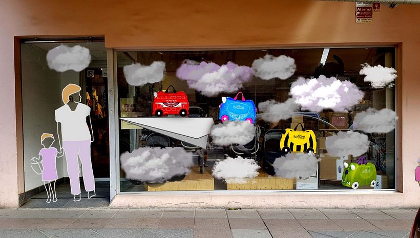 Instalación artística en un escaparate en Granada 5