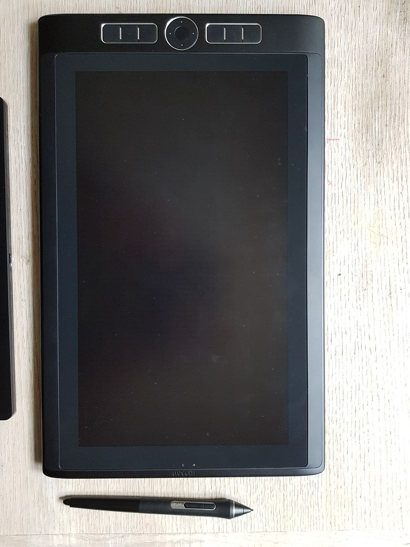 Vendo WACOM MobileStudio Pro 13" con 1 año de garantia 5